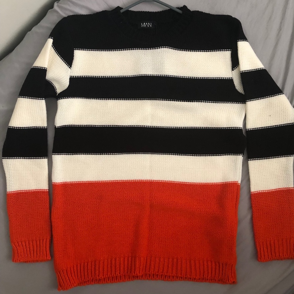 black/white/orange crewneck sweater
